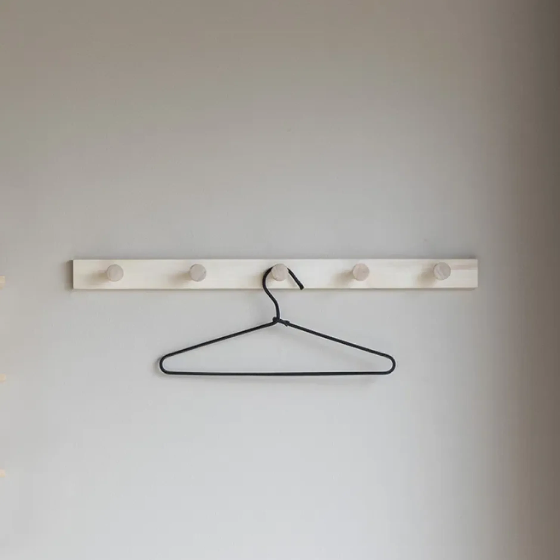 Abano Garderobenständer aus Pappelholz - L:70cm