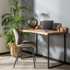 Akazienschreibtisch Live Edge - Natürliches und robustes Design