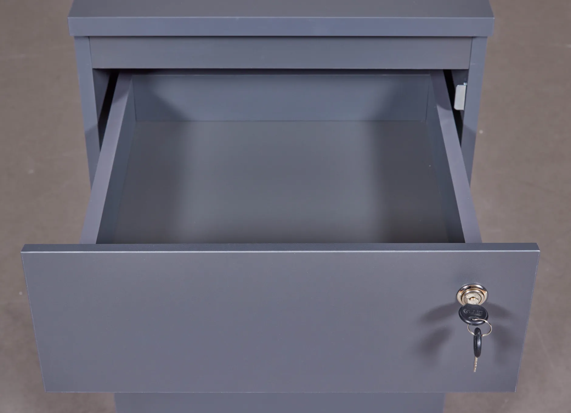 Aktenschrank File Guard | 44 x 51,3 x 76,9 cm | Spanplattenholz | Farbe: Anthrazit