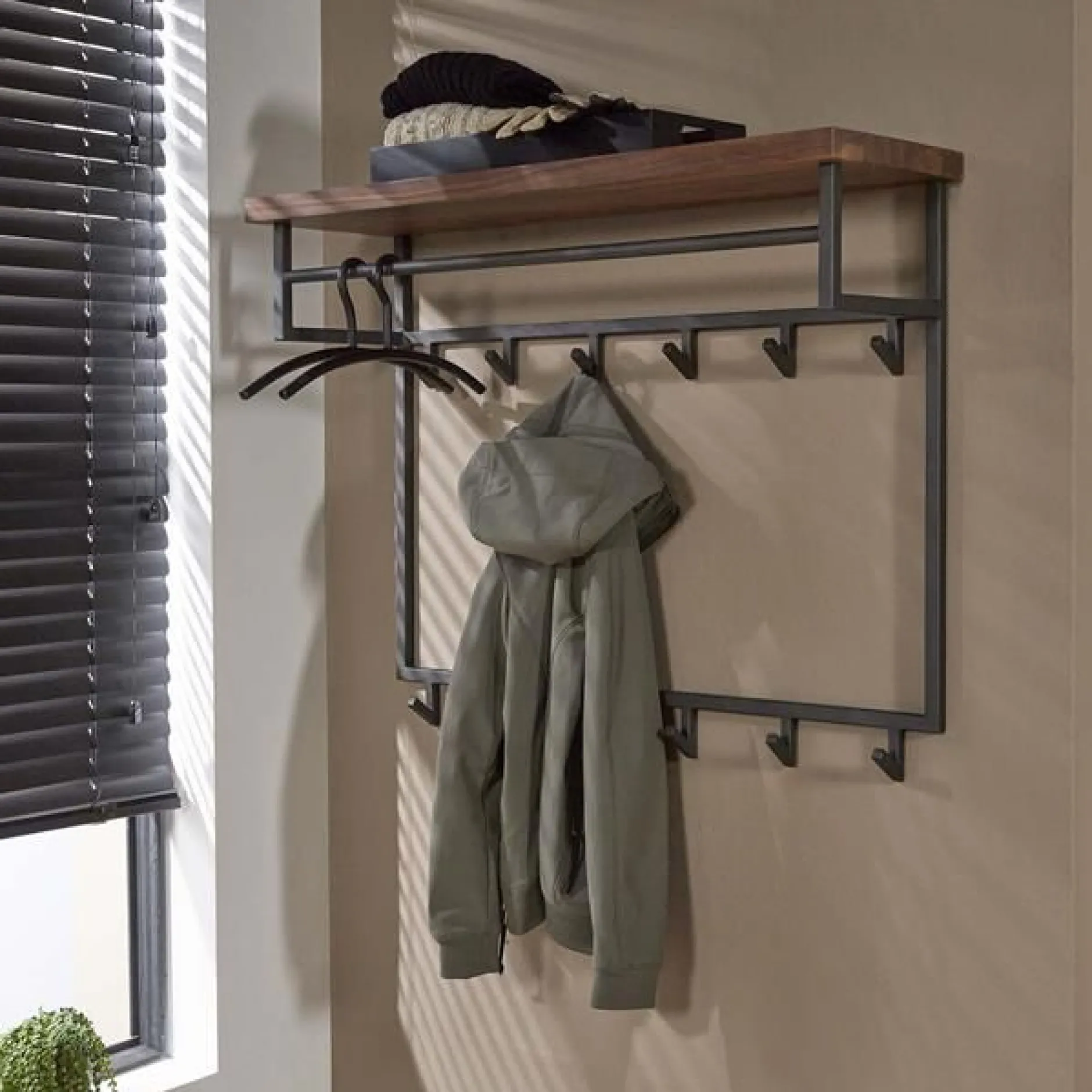 Antoinette Wandgarderobe 12 haken-Saja nussbaum