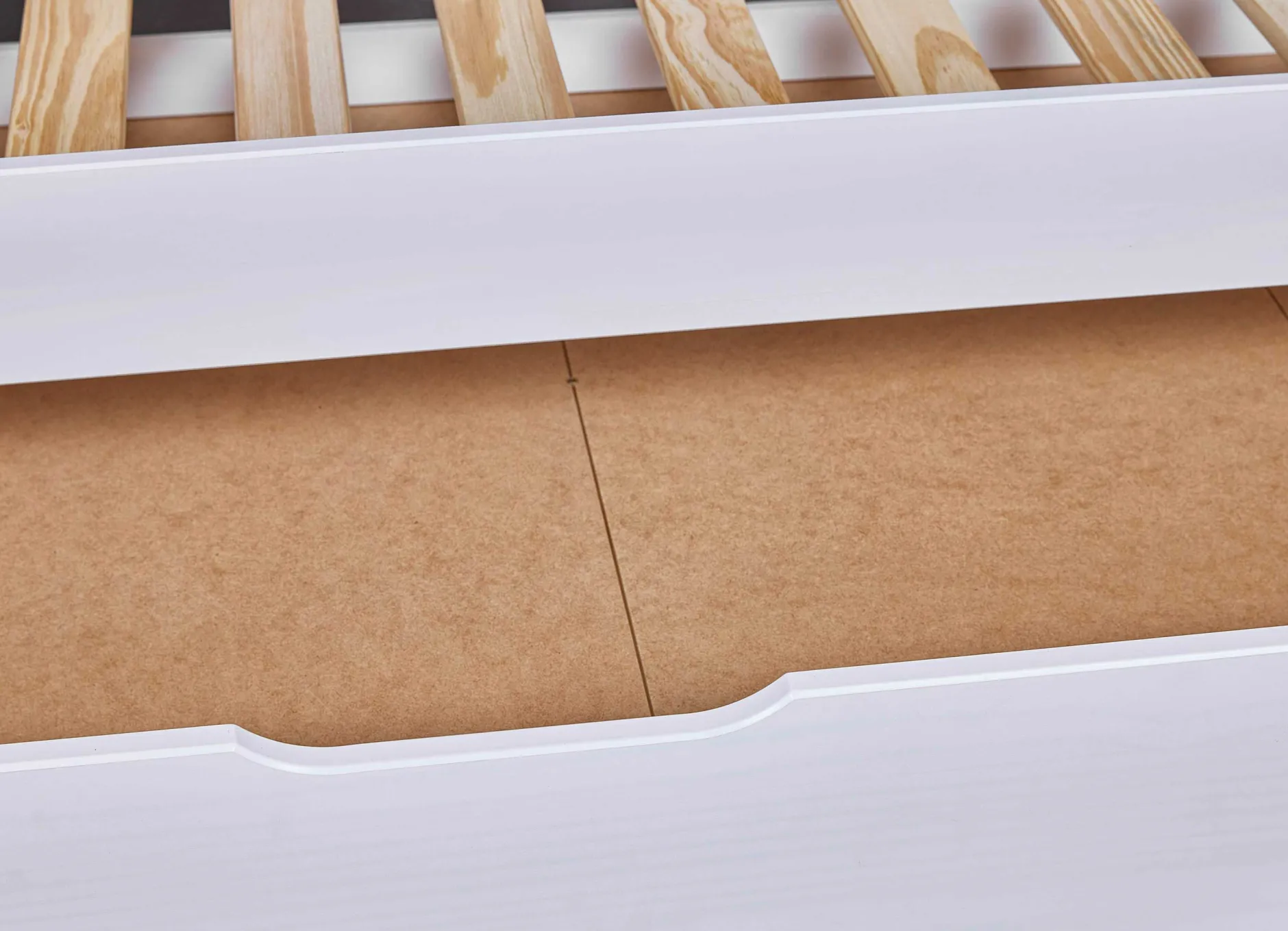 Ausziehbares Bett Dream The Future | 208,4 x 60 x 98,2 | 100% Melamin beschichtet | Farbe: Weiß
