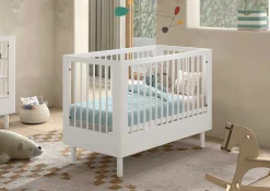 Babyzimmer Forrest: Babybett 60x120cm, Kommode mit Windelregal, Kleiderschrank - Weißbuche