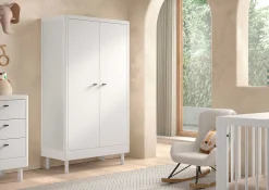 Babyzimmer Forrest: Babybett 60x120cm, Kommode mit Windelregal, Kleiderschrank - Weißbuche
