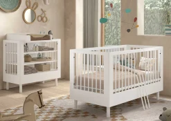 Babyzimmer Forrest: Babybett 70x140cm, Wickeltisch - Buche weiß