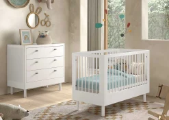 Babyzimmer Forrest: Babybett 60x120cm, Kommode - Buche weiß