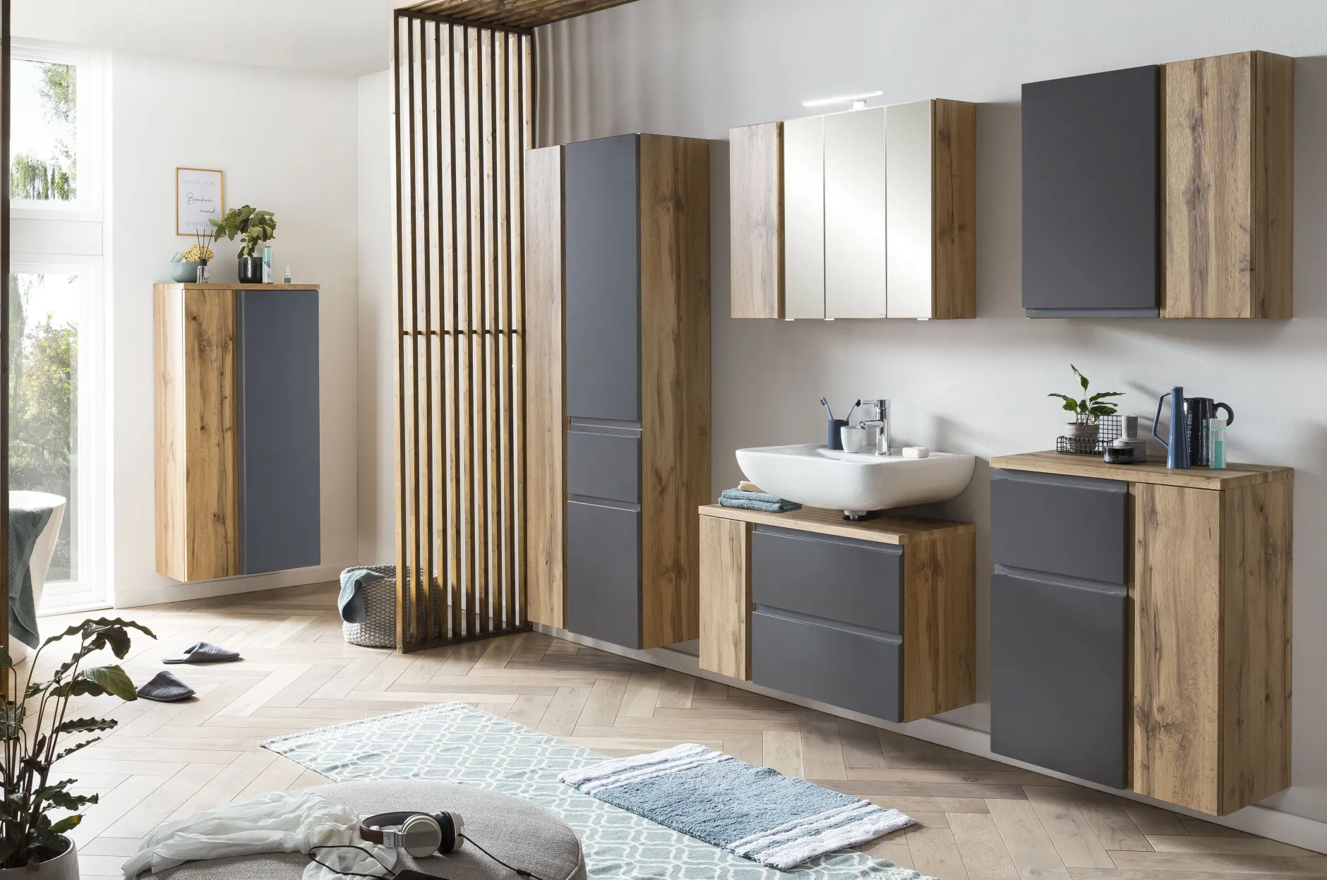 Badezimmerset Varese | Waschtisch und Spiegelschrank mit Beleuchtung | Wotan Eiche Graues Design