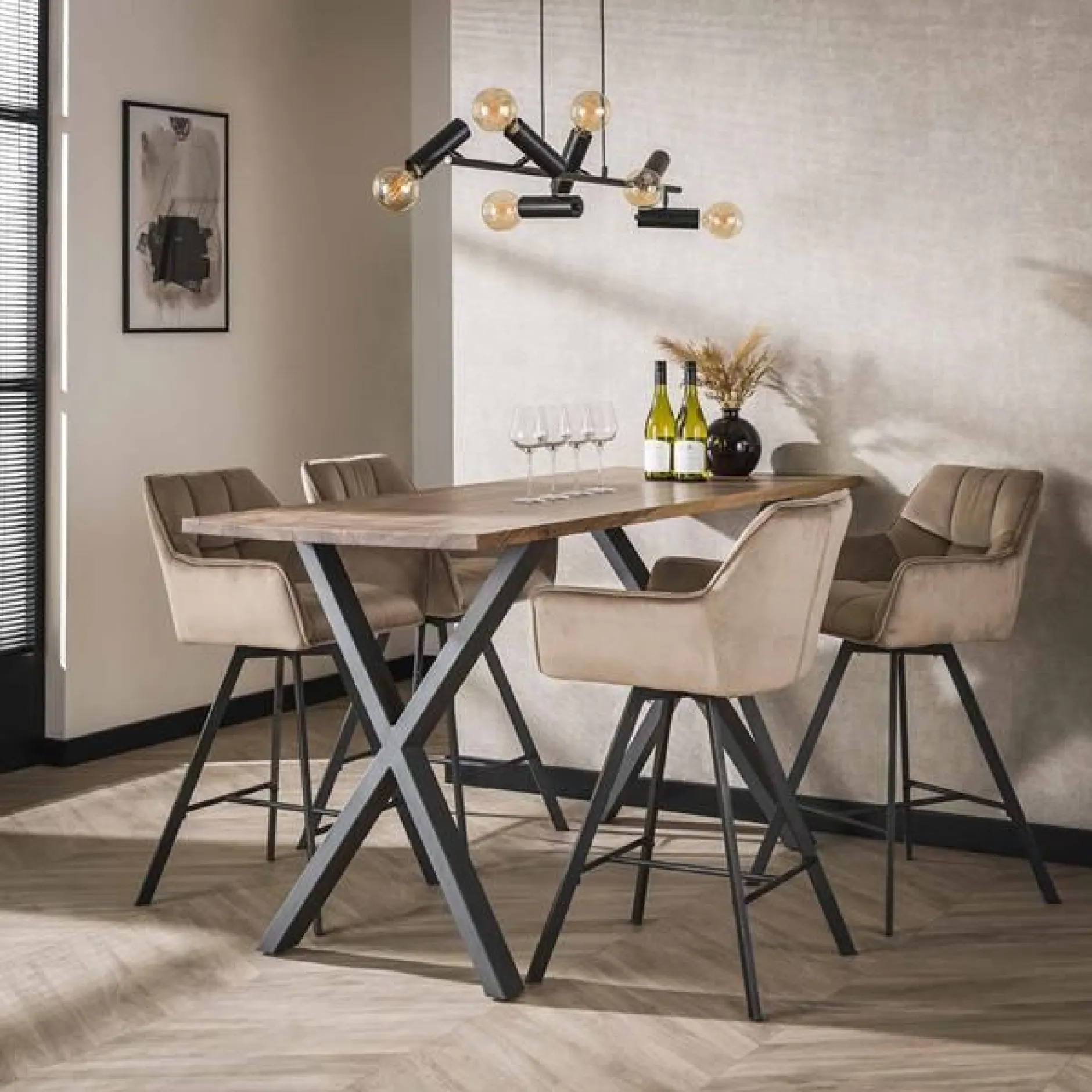 Barhocker Hargreaves | 53 x 57 x 96 cm | Braun