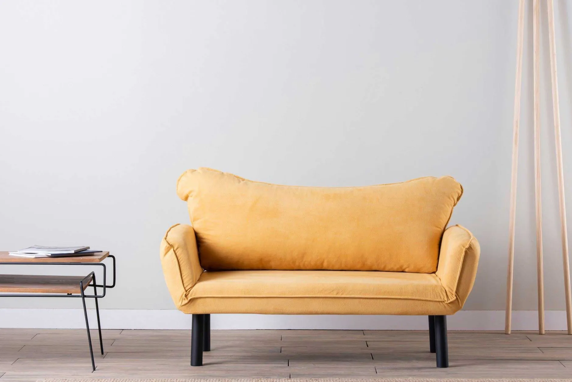 Chatto 2-Sitzer-Schlafsofa | Metallrahmen | Senfgelb