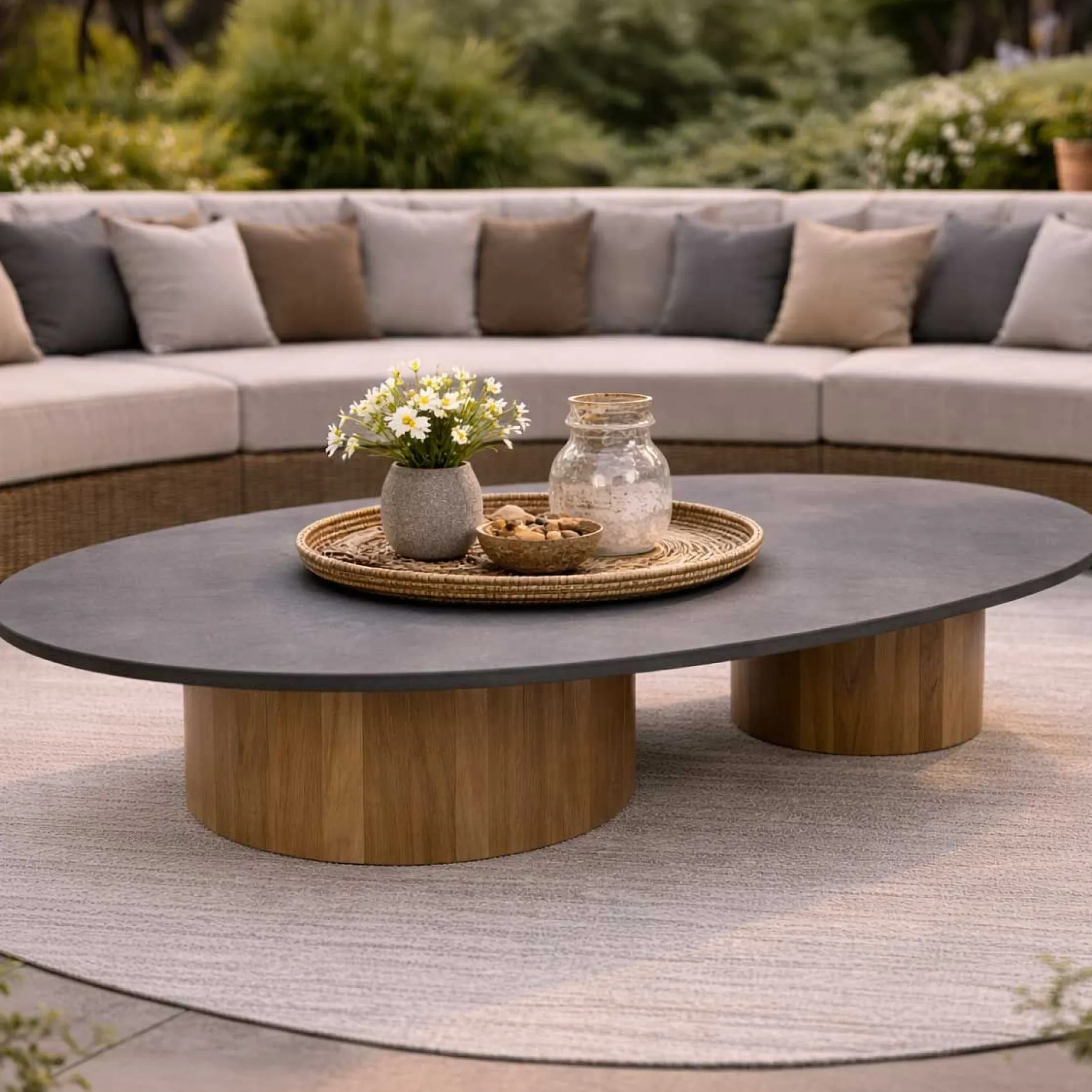 Couchtisch Viola 140x90cm Teakholz & gesinterter Stein Dunkelgrau