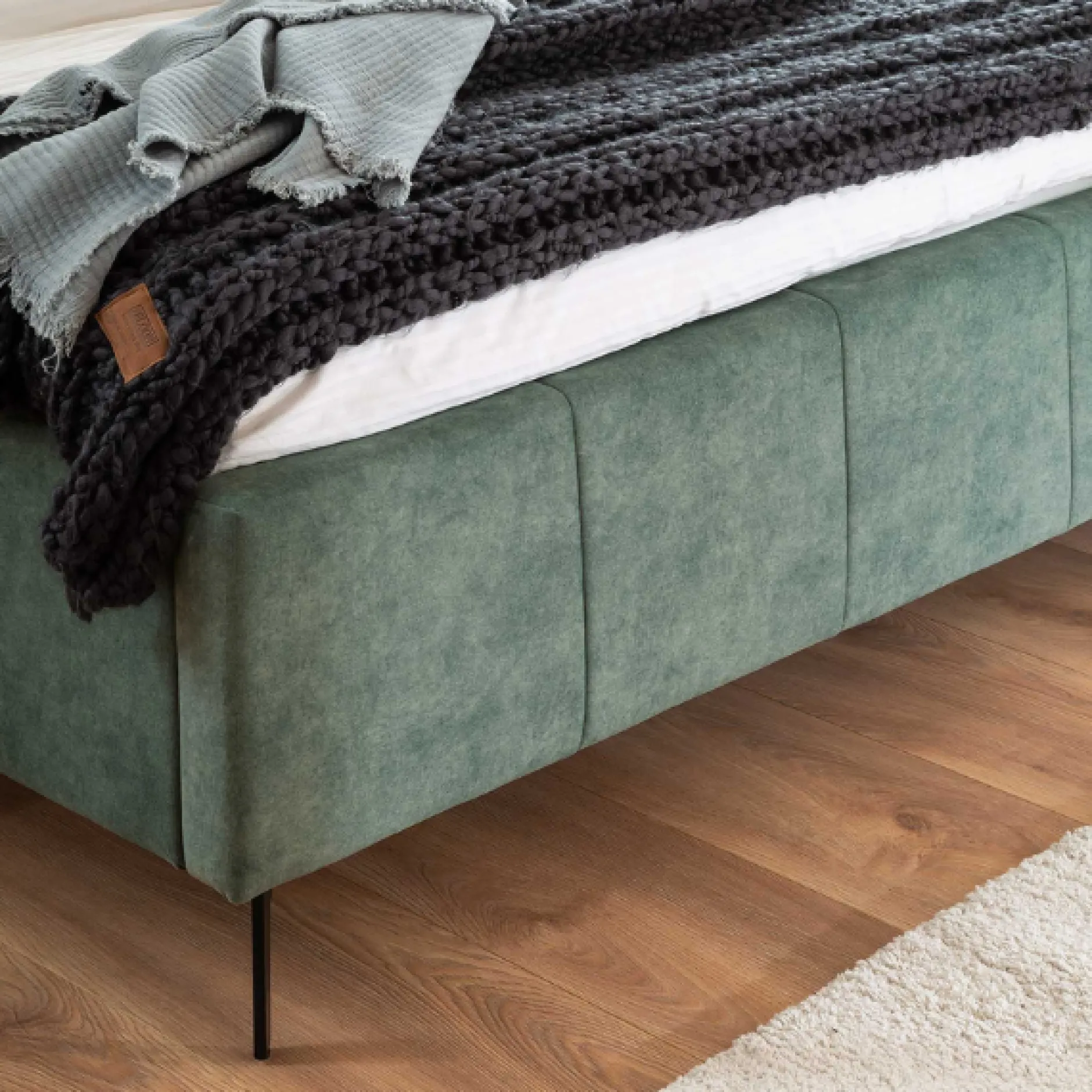 Doppelbett Lizzie 160x200cm mit Stauraum - grün