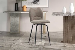 Drehbarer Barhocker Lara | 48 x 56 x 103 cm | Sandfarbenes Design