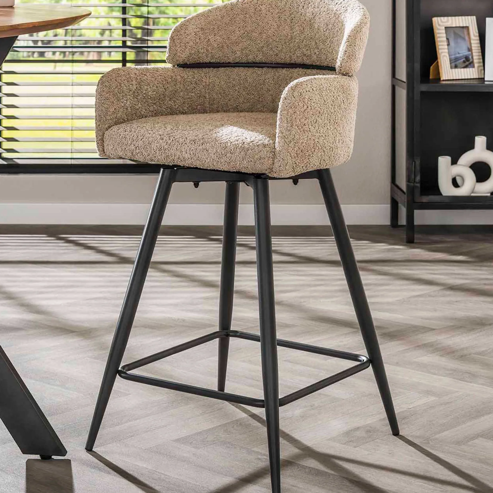 Drehbarer Barhocker Rachida - 50x54x95cm - beige Bouclé-Stoff