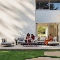 Dreisitziges Gartensofa Todo von Gescova – hellgrau, 220x95x80 cm