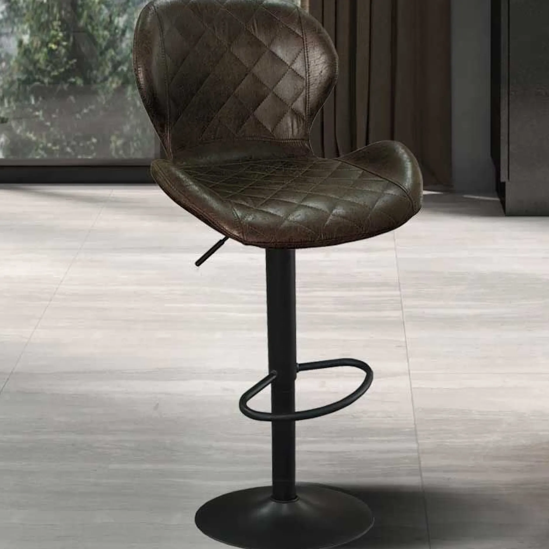 Dunkelbrauner Barhocker Malaga | Metallbeine und Vintage-PU-Polsterung