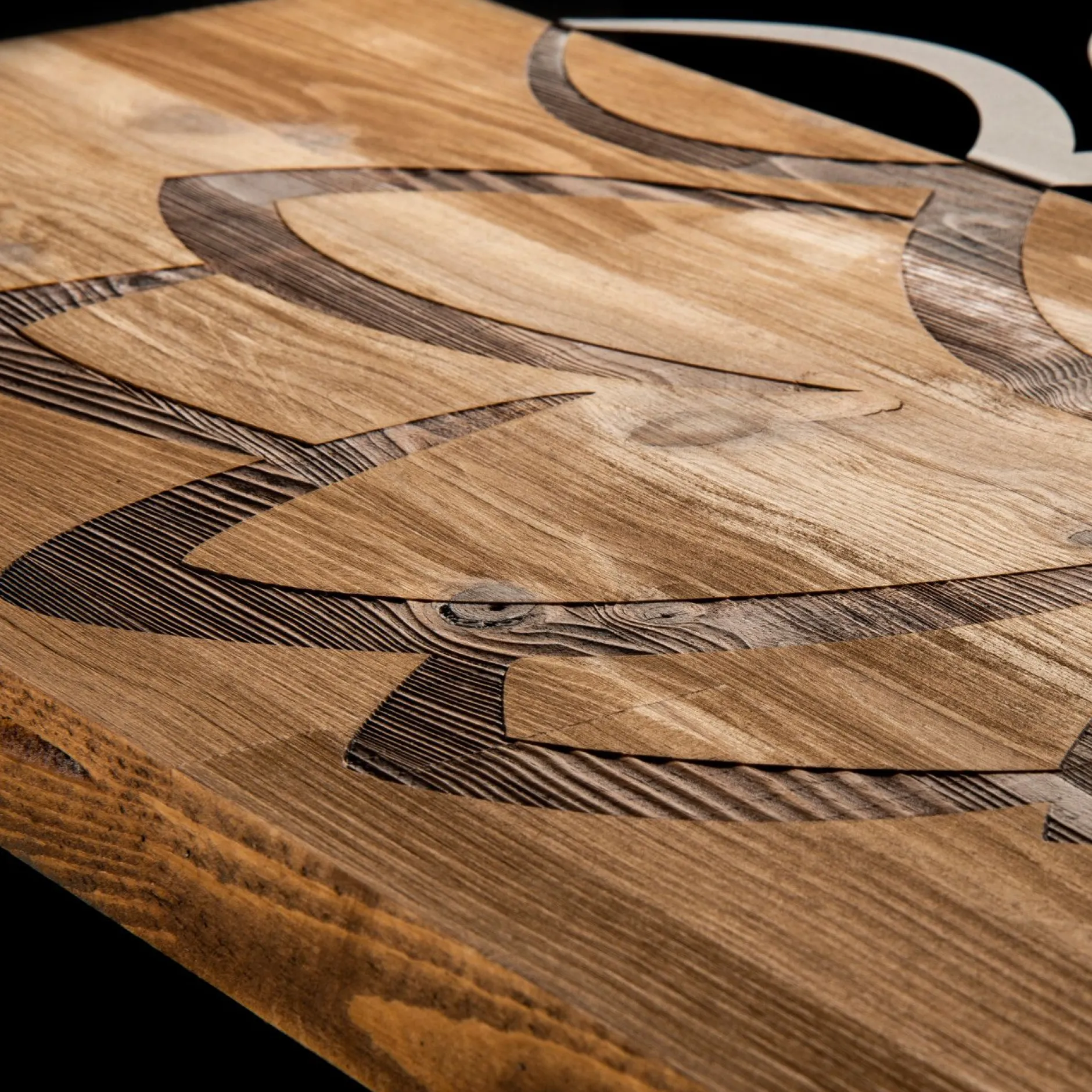 Enzo Dekoratives Wandaccessoire aus Holz | Holzrahmen | 58 x 58 cm