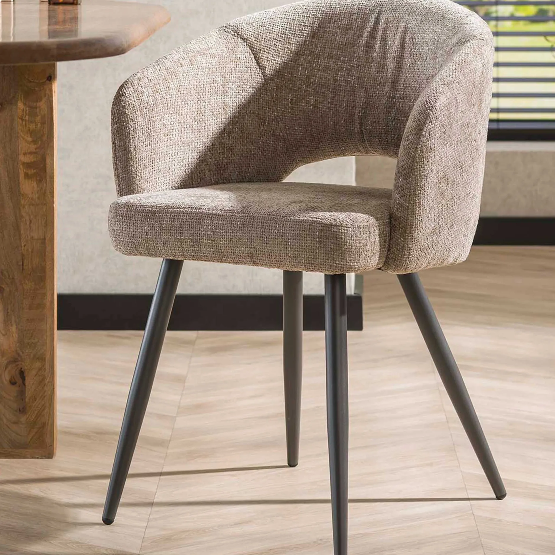 Esszimmerstuhl Saloon - 58x56x81cm - beige Stoff