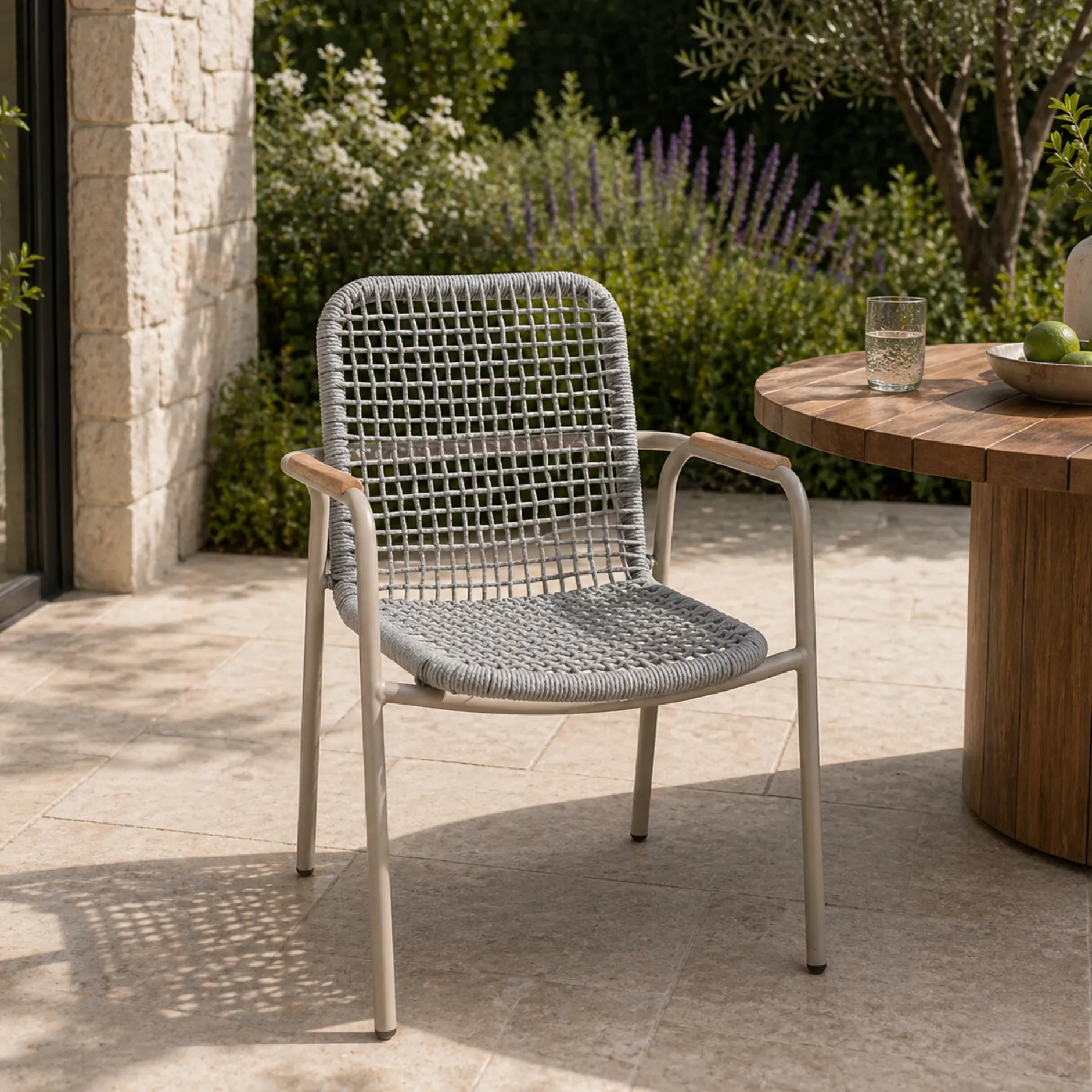 Gartenstuhl Dina Gescova - Aluminium & Olefin - 62x68x87cm - Grau/Teak