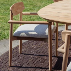 Gartenstuhl Leandro gescova – Teakholz mit Sitzkissen – 56x57x82 cm – Braun
