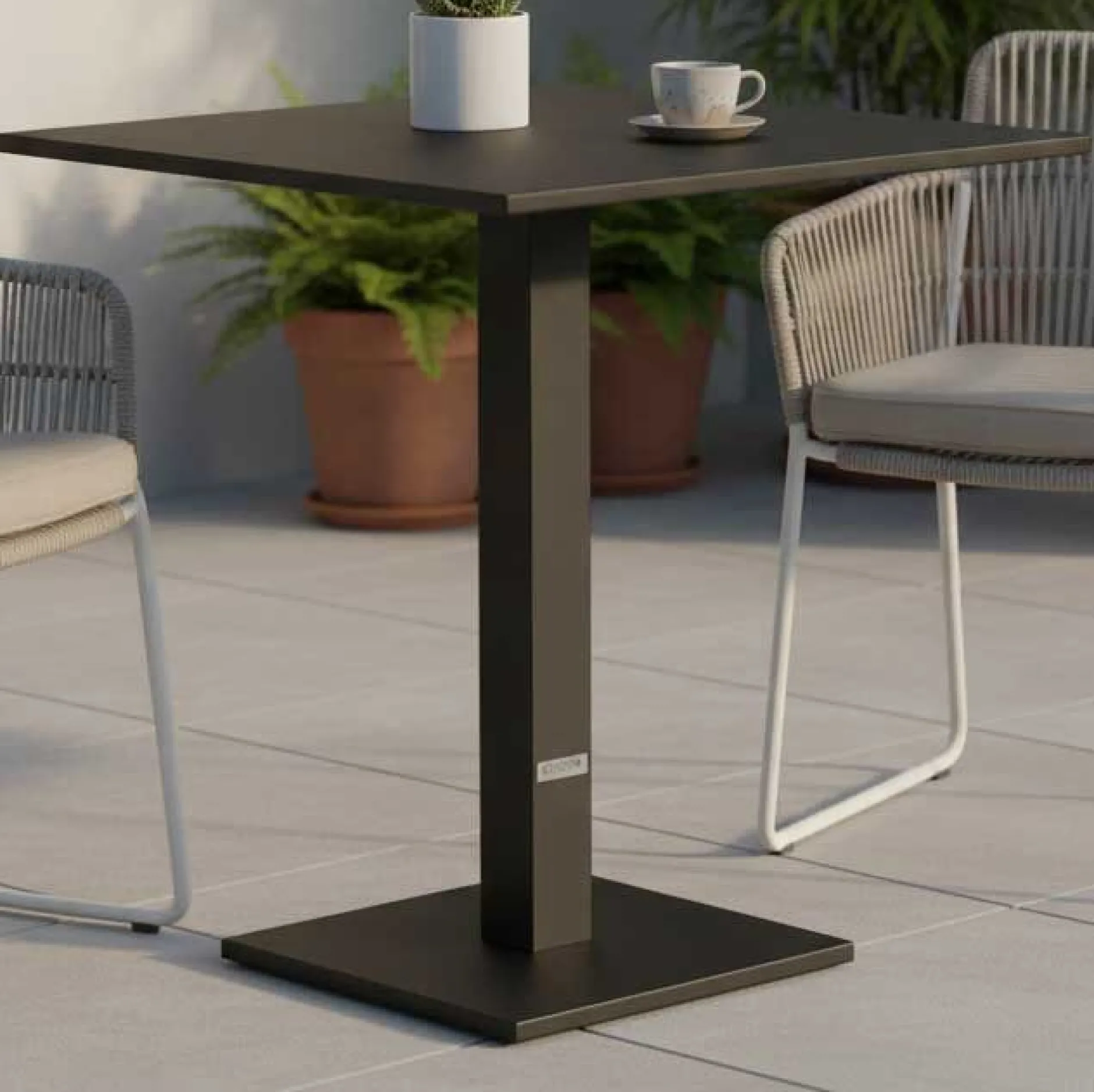 Gartentisch Fremantle Gescova - klappbar - 70x70x76cm - Aluminium Schwarz