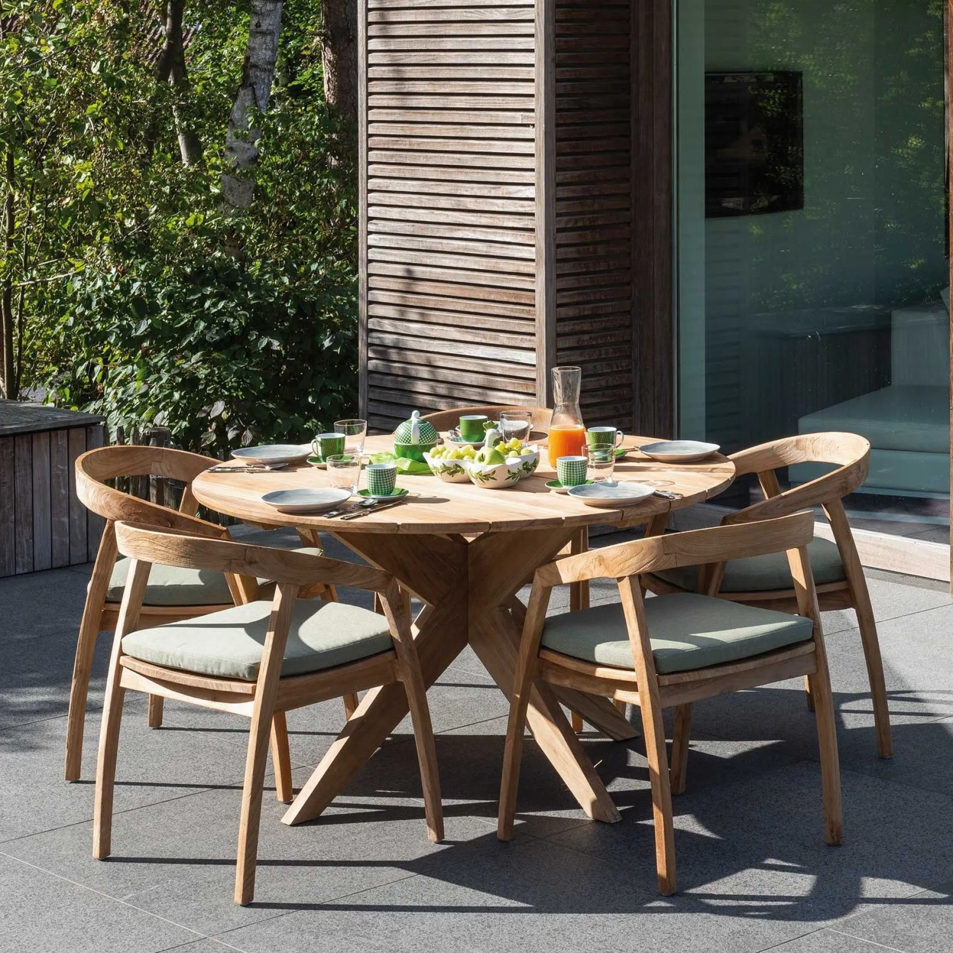 Gartentisch Java Gescova - Teakholz massiv - Ø165 cm - Braun