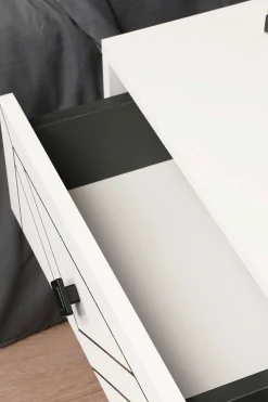 Kalune Nachttisch - 100% Melaminbeschichtung - Metallbeine - 18mm Dicke - Weiß