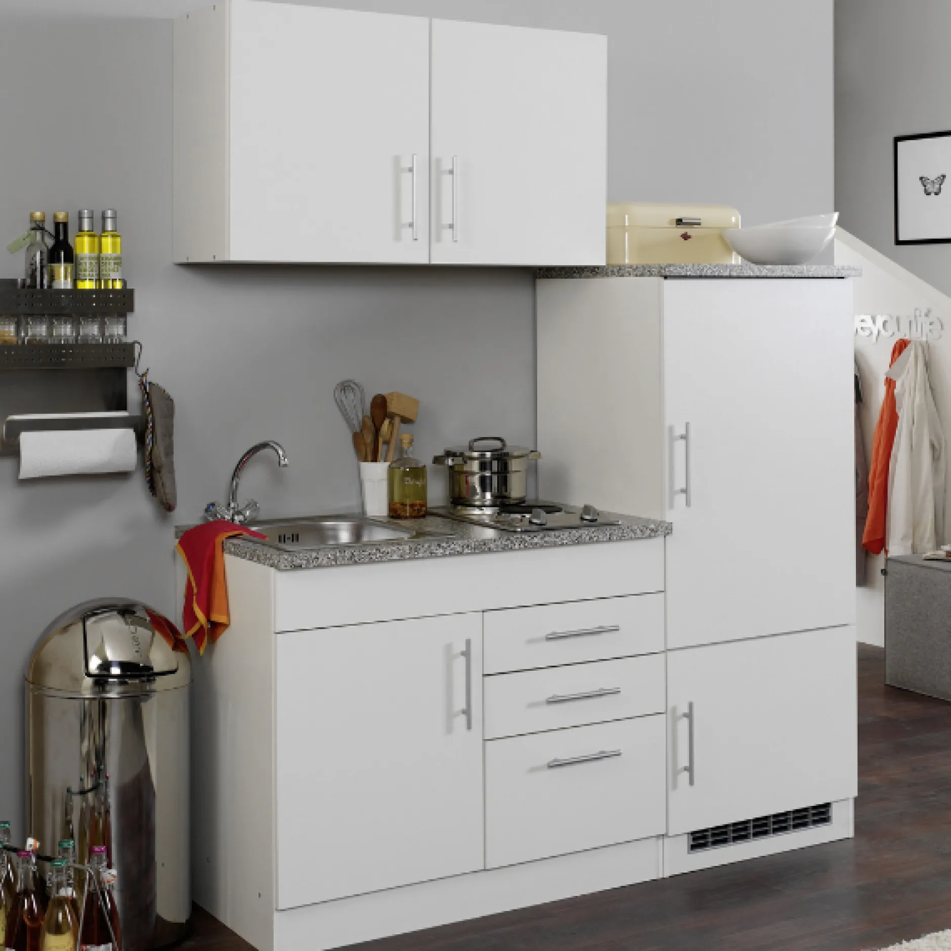 Küchenzeile Toto 160cm mit Kochfeld und Kühlschrank - weiß/marmoriert