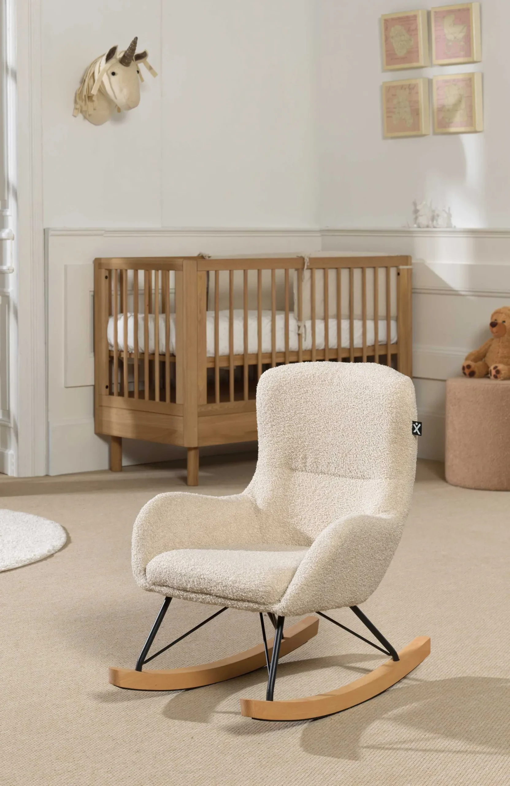 Kinderschaukelstuhl Rocky - 66x56x69cm - beige Bouclé-Stoff