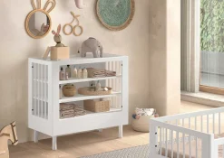 Kinderzimmer Forrest: Nachttisch, Bett 90x200, Kleiderschrank, Regal - Weißbuche