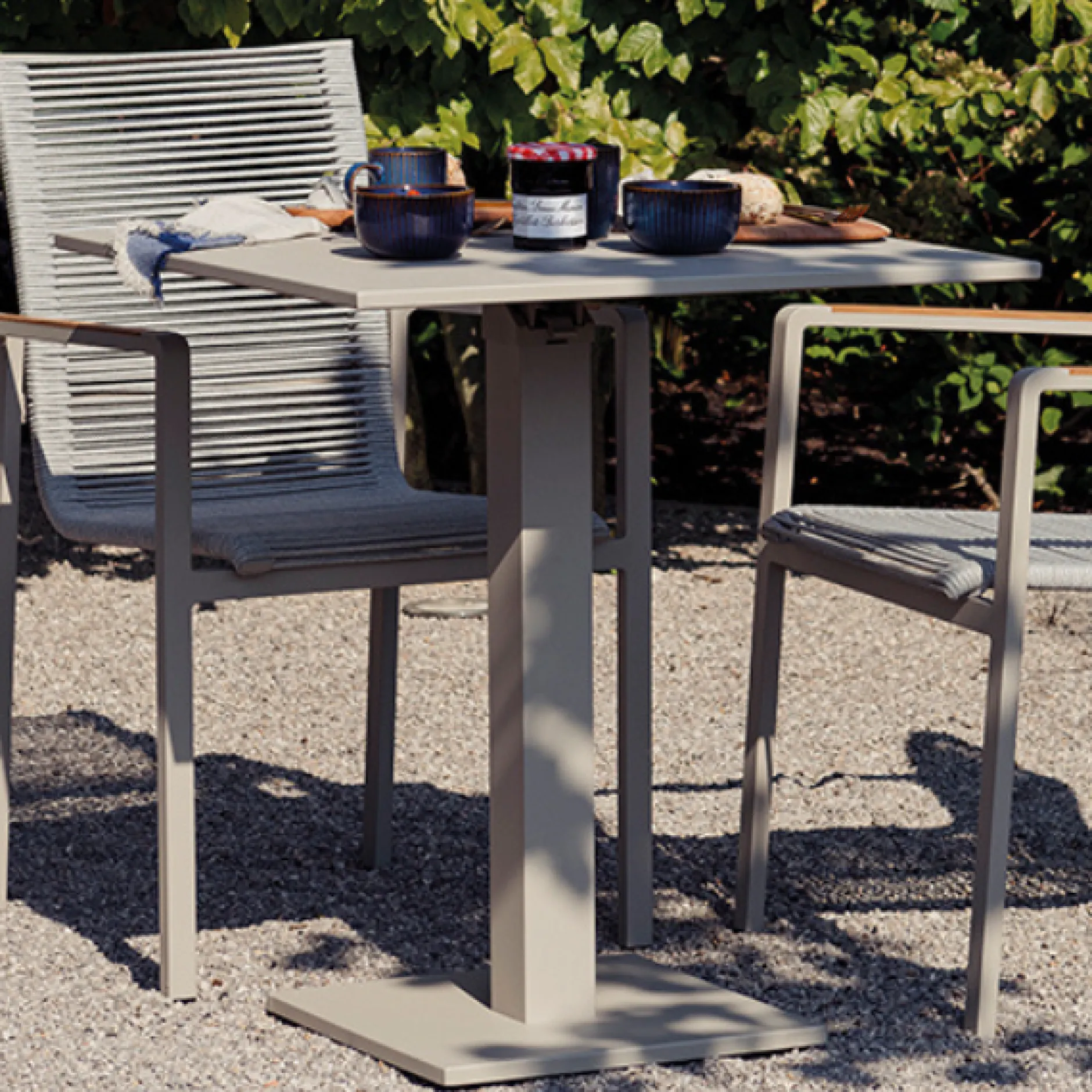 Klappbarer Gartentisch Fremantle Gescova - Aluminium Beige - 70x70x75cm
