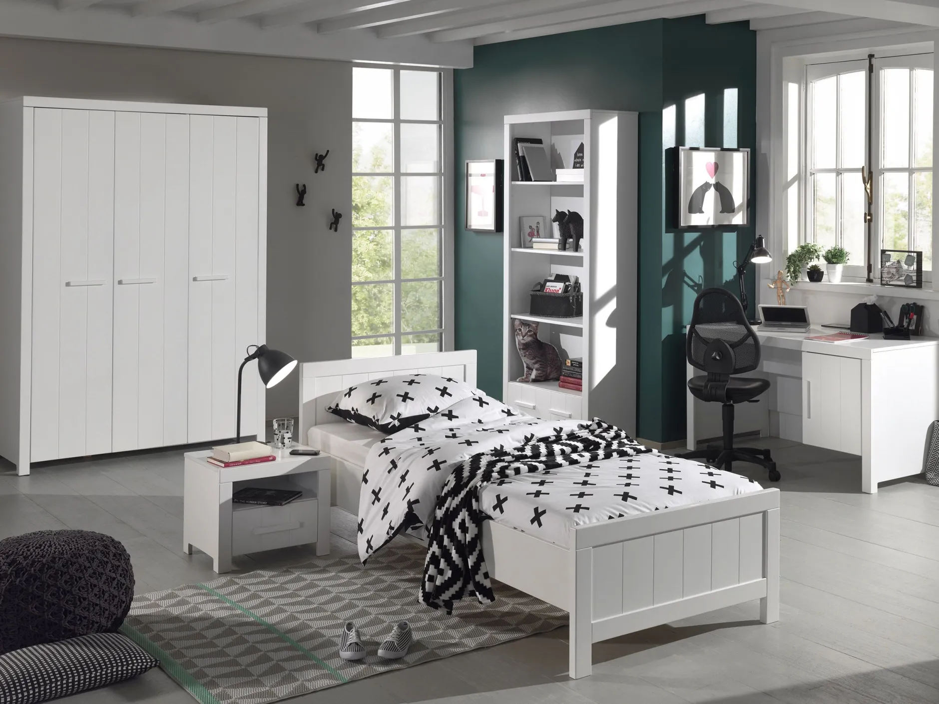Kleiderschrank Erik 3-türig - weiß