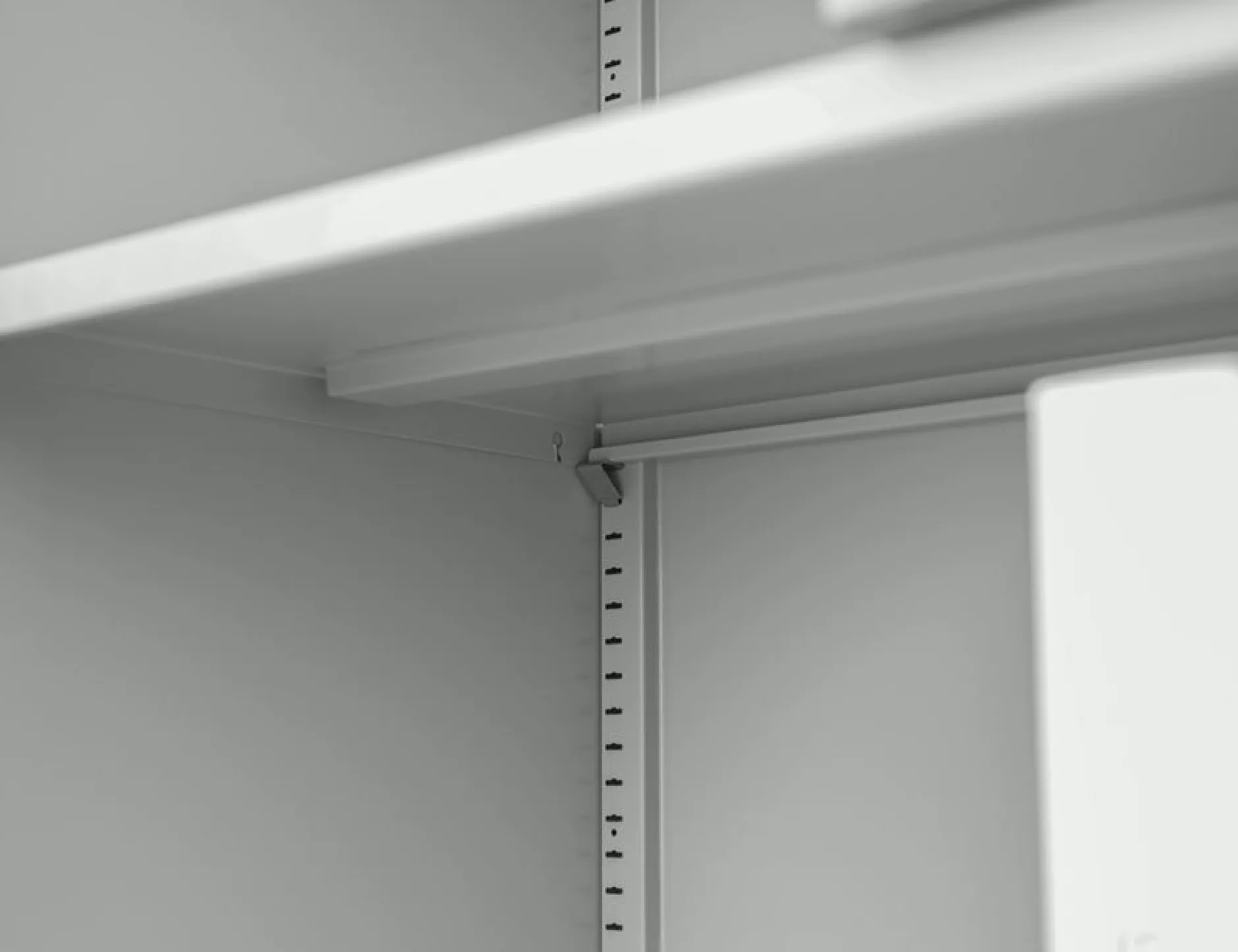 Lagerschrank Meino 2 Türen L80xH180 - grau