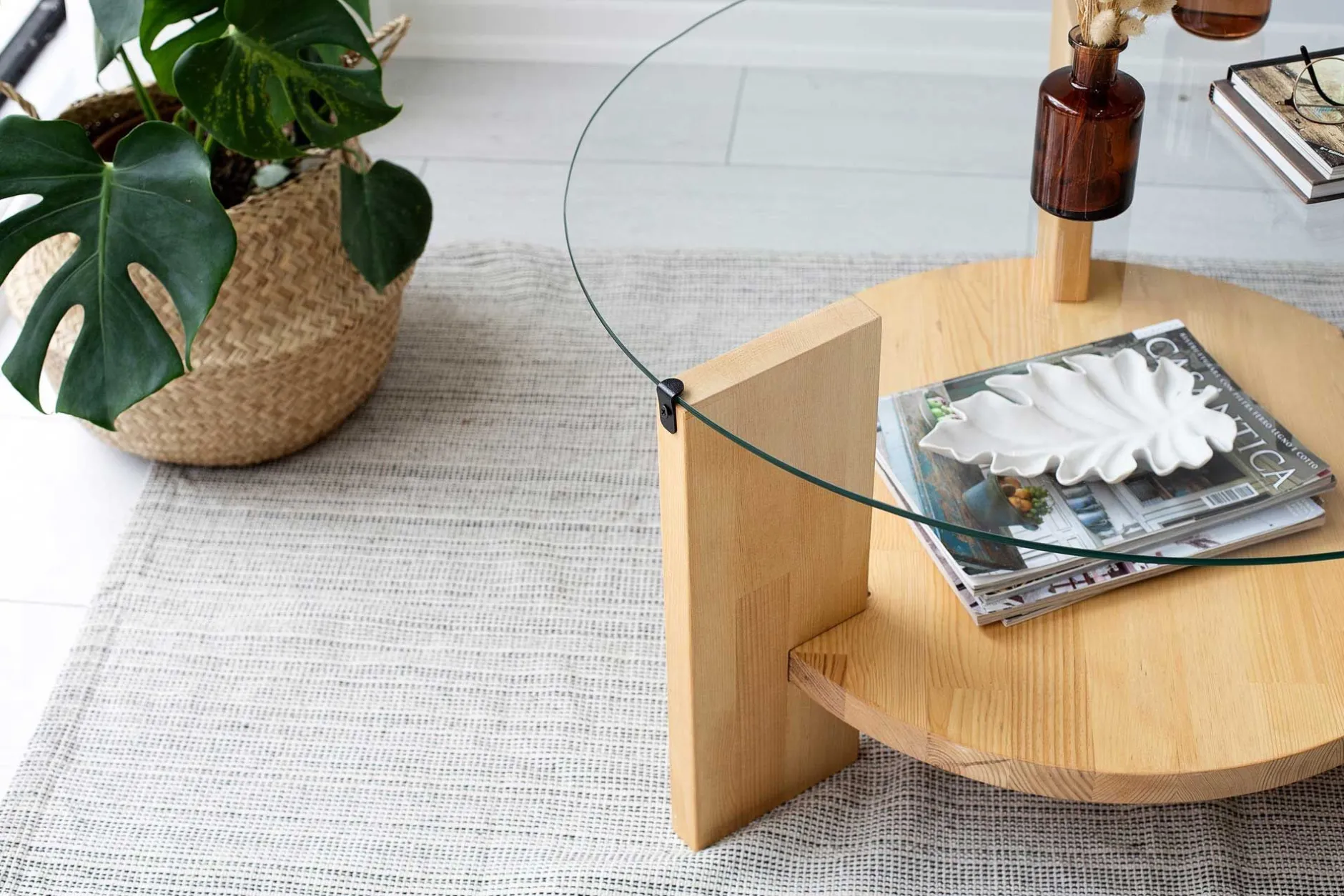 Locelso Couchtisch | 100% gehärtetes Glas | Gestell aus massiver Kiefer | Farbe Eiche
