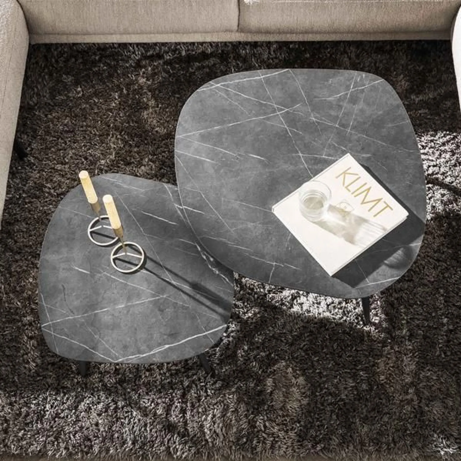 Mariola Satz von 2 Couchtischen 85x79x40 cm-schwarz-braun
