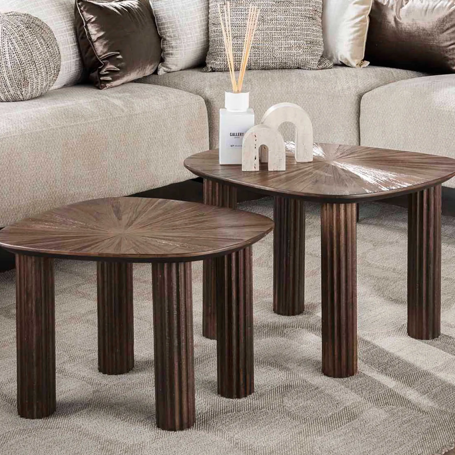 Maya Teak Rechteckiger Couchtisch - Massiv Teak Espresso (2er Set)".