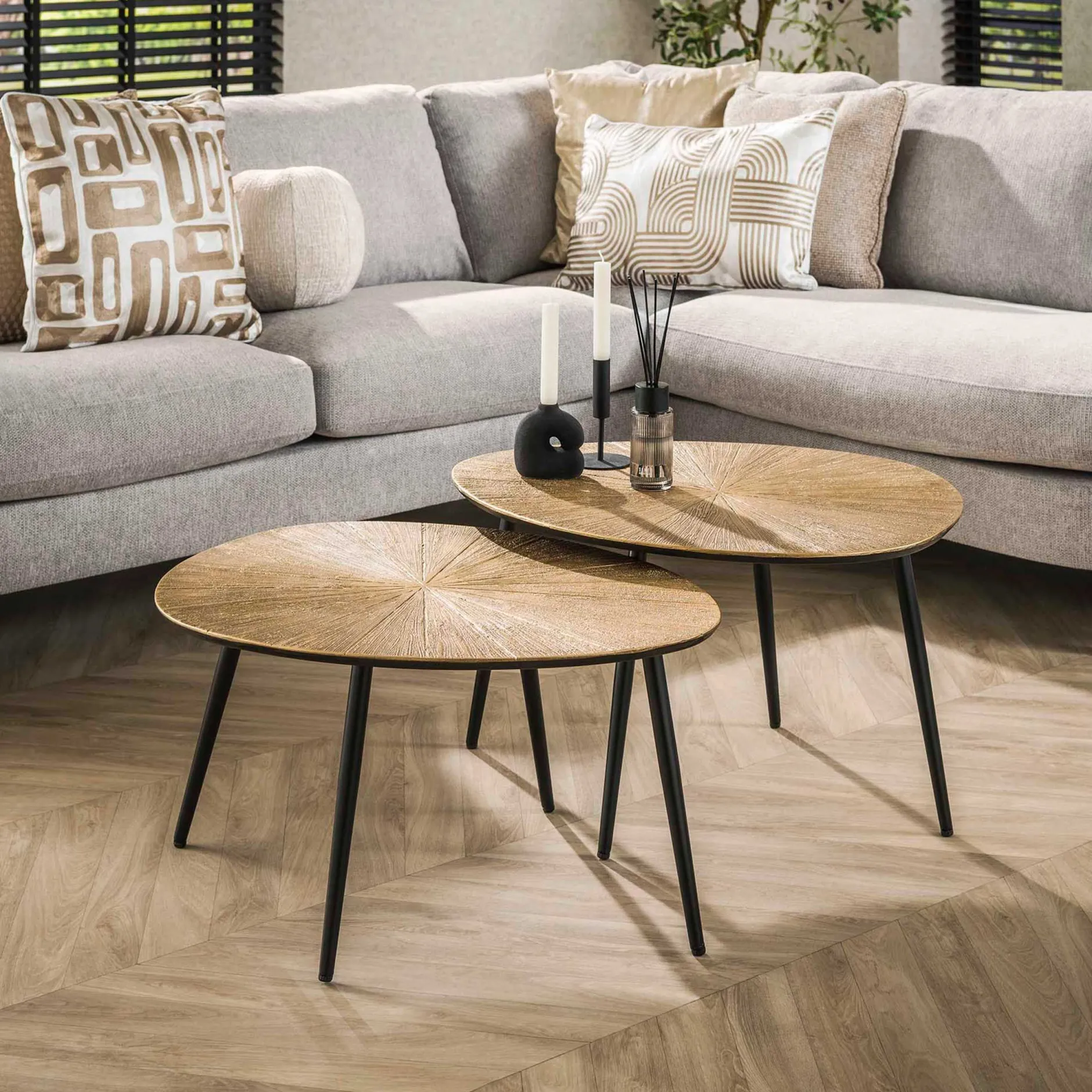 Metallischer Couchtisch in Antikgold Set/2 - Ray Metal Organic