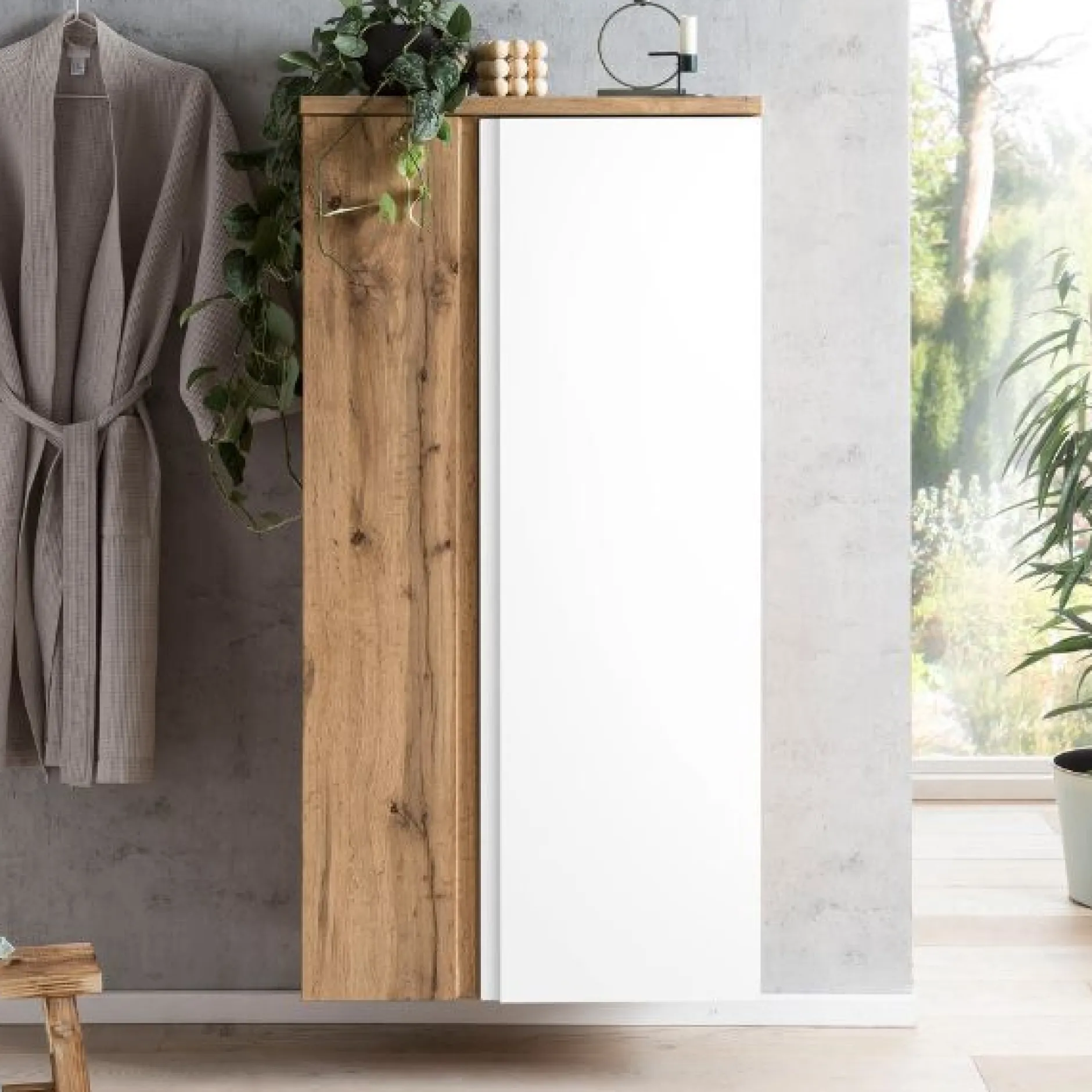 Mittelgroßer Aufbewahrungsschrank Varese | 65 x 35 x 130 cm | Weiß