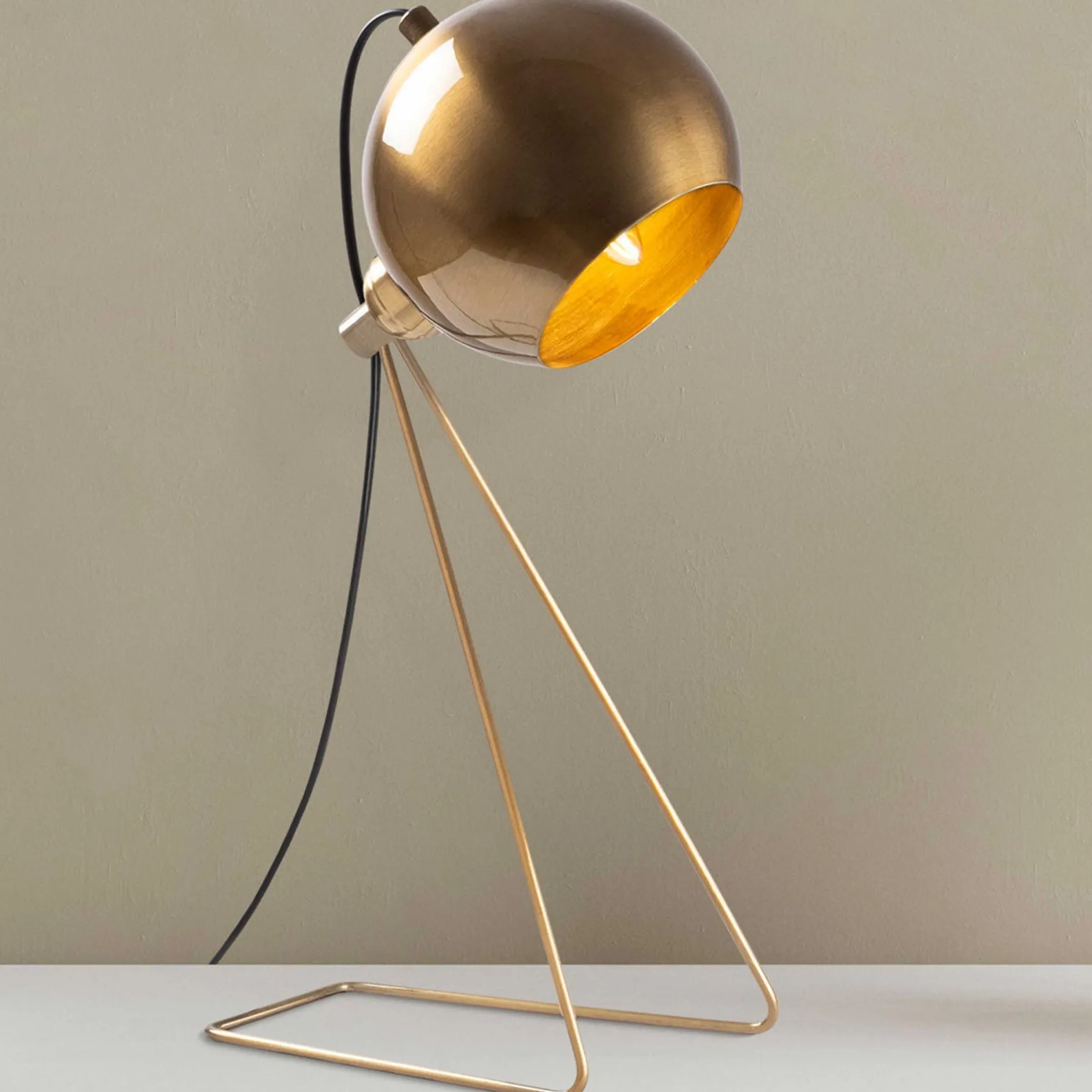 Mixed Tischlampe | METALLGEHÄUSE | Vintage