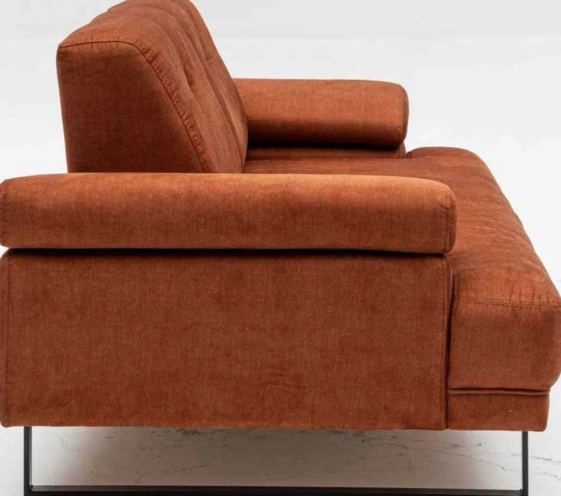 Mustang 2-Sitzer-Schlafsofa | BUCHENHOLZ / SPANPLATTE | Orange
