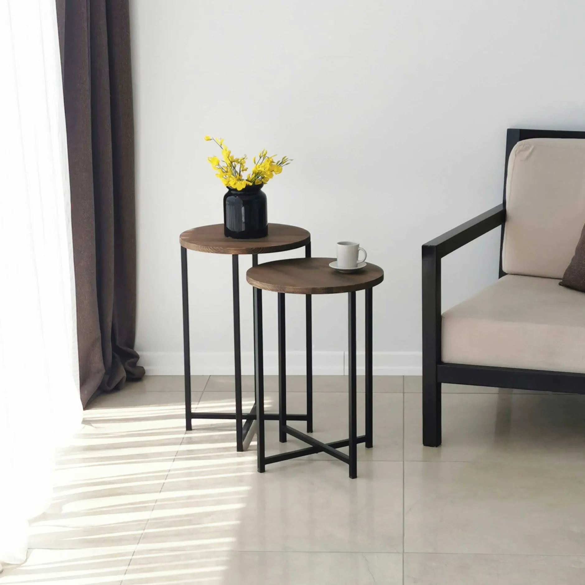 Neta Couchtisch | Kiefernholz | Walnuss