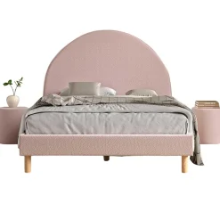 Polsterbett Maeva 140x200cm mit zwei Nachttischen - rosa Bouclé-Stoff