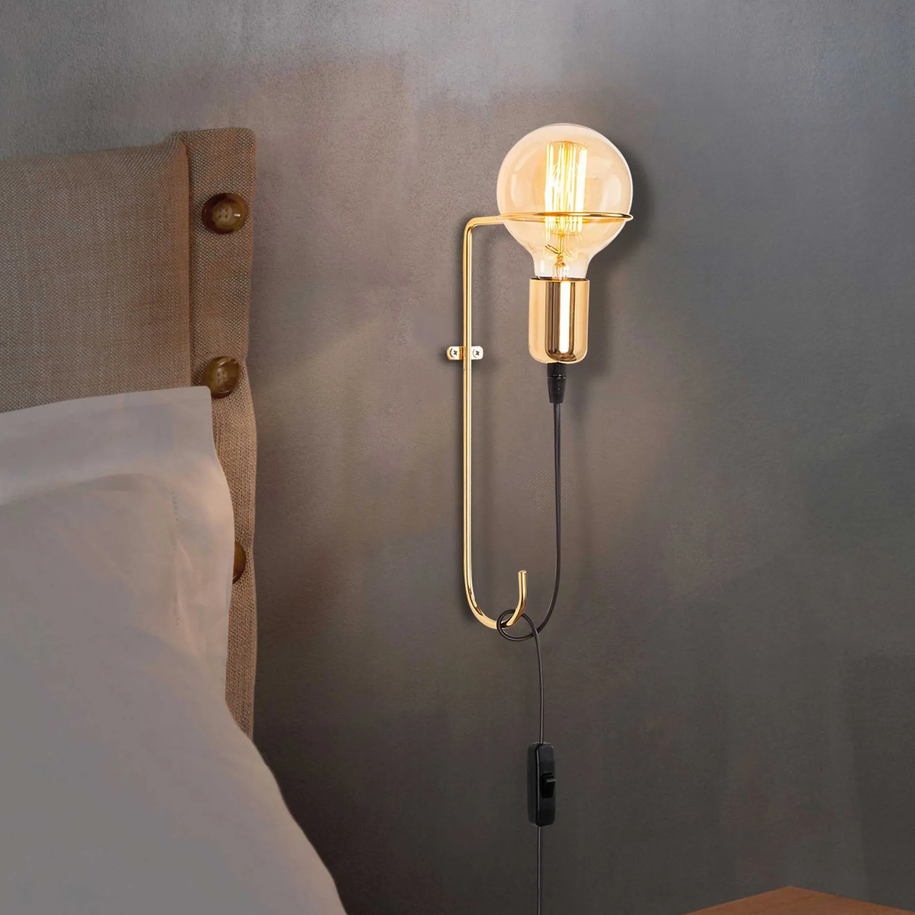 Pota Wandleuchte | EISENKÖRPER | Gold