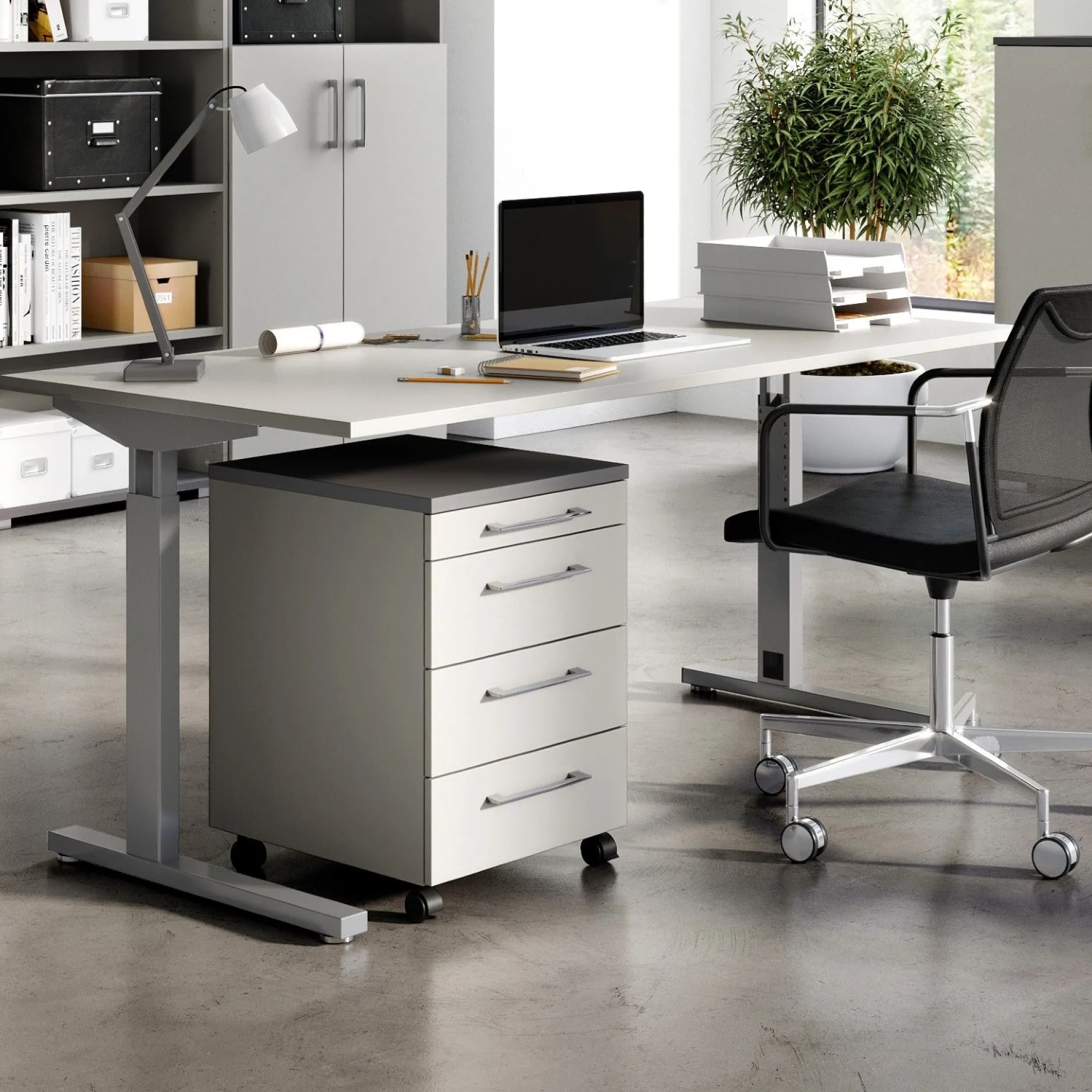 Presley Schreibtisch 180cm mechanisch verstellbar - hellgrau/silber