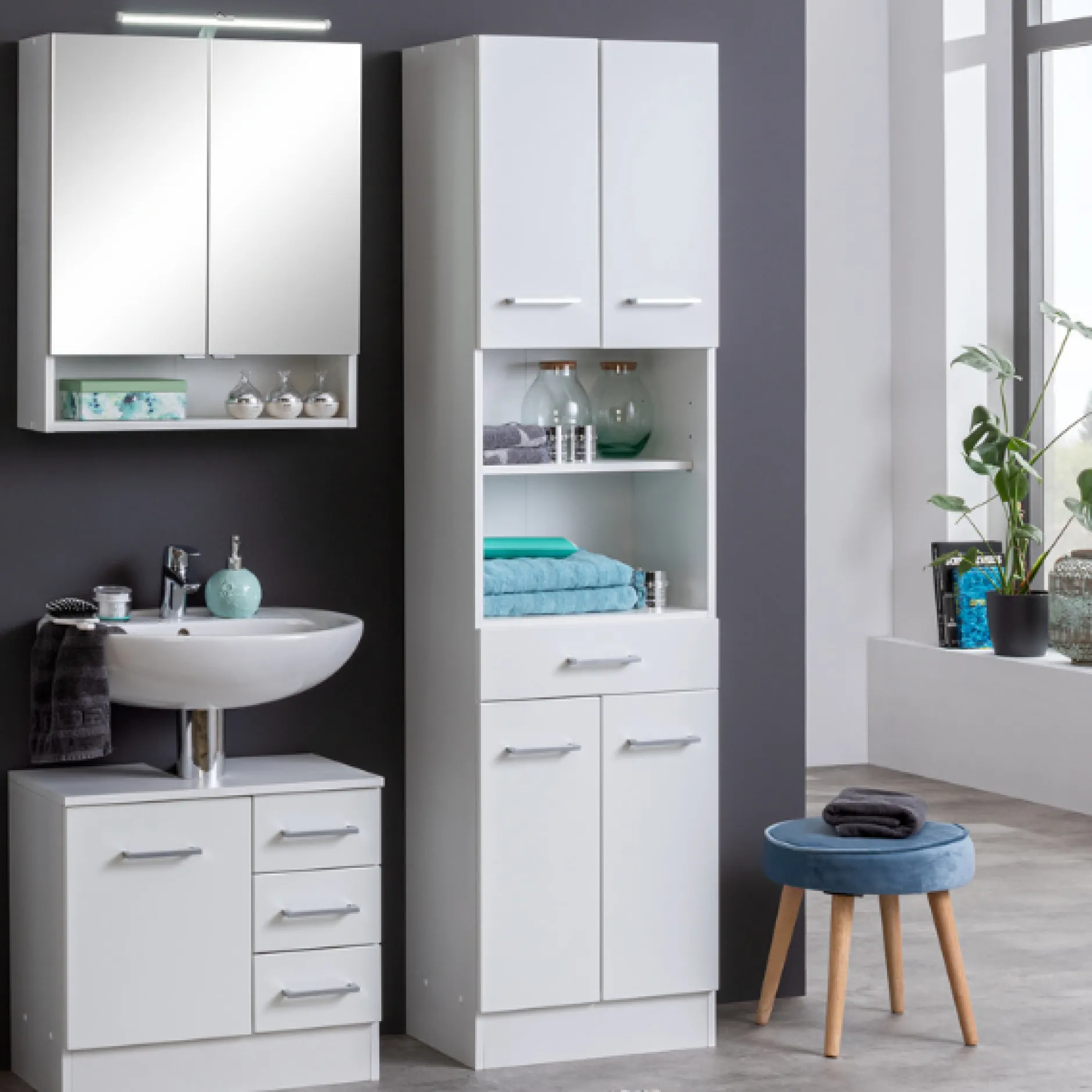 RiccaBadezimmer : Spiegelschrank, Waschtischunterschrank, Säulenschrank - weiß