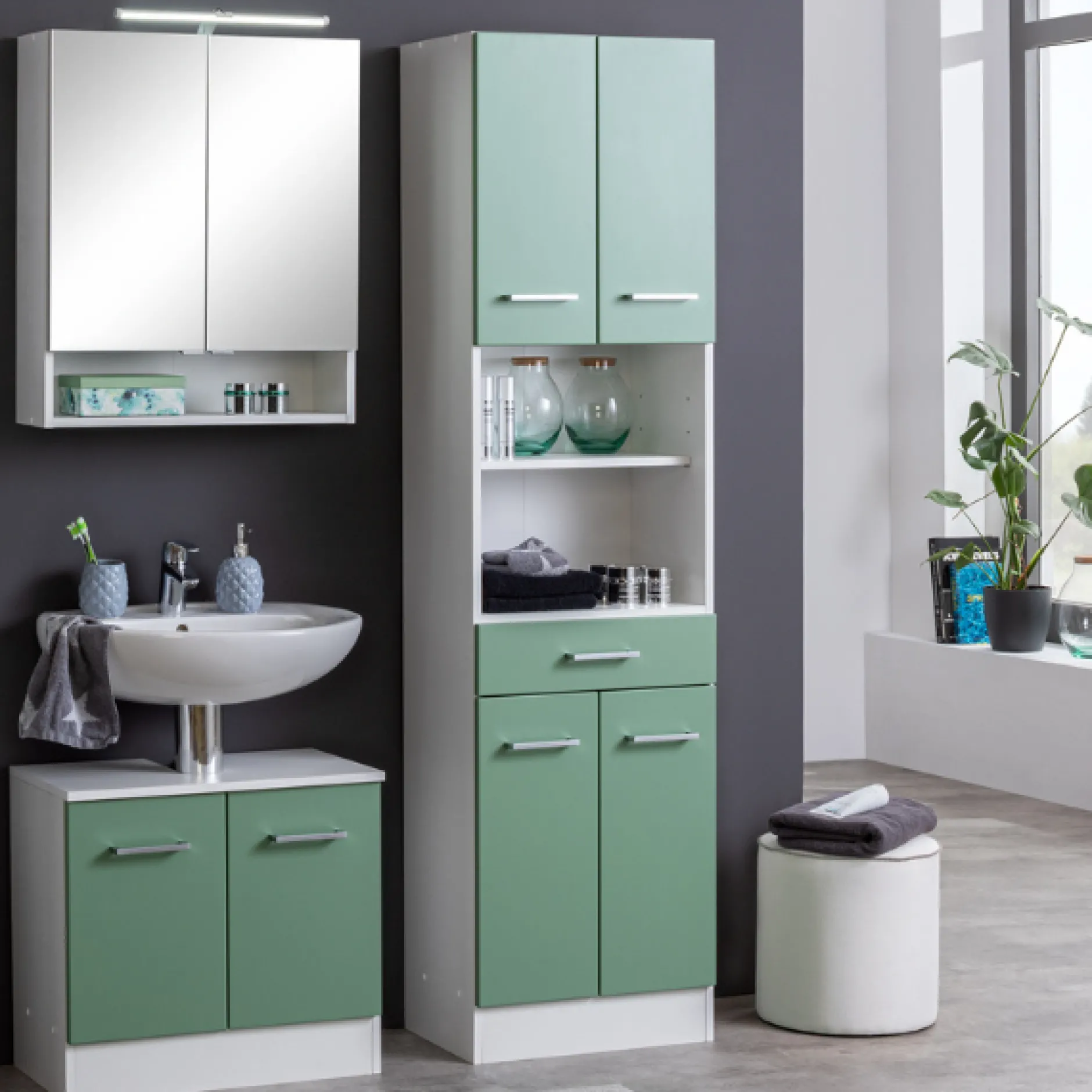 RiccaBadezimmer : Spiegelschrank, Waschbeckenunterschrank, Säulenschrank - grün