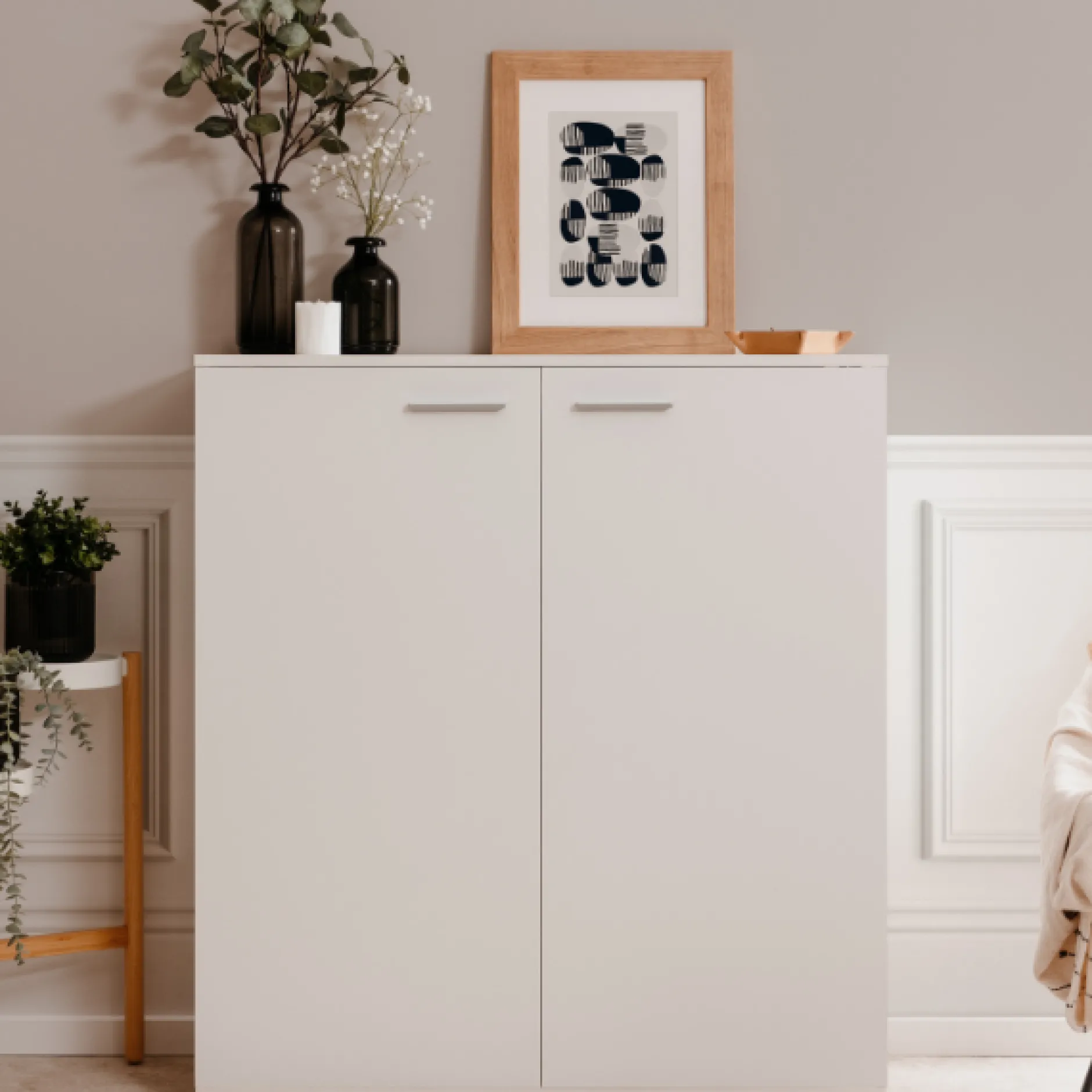 Satinweißer Schuhschrank