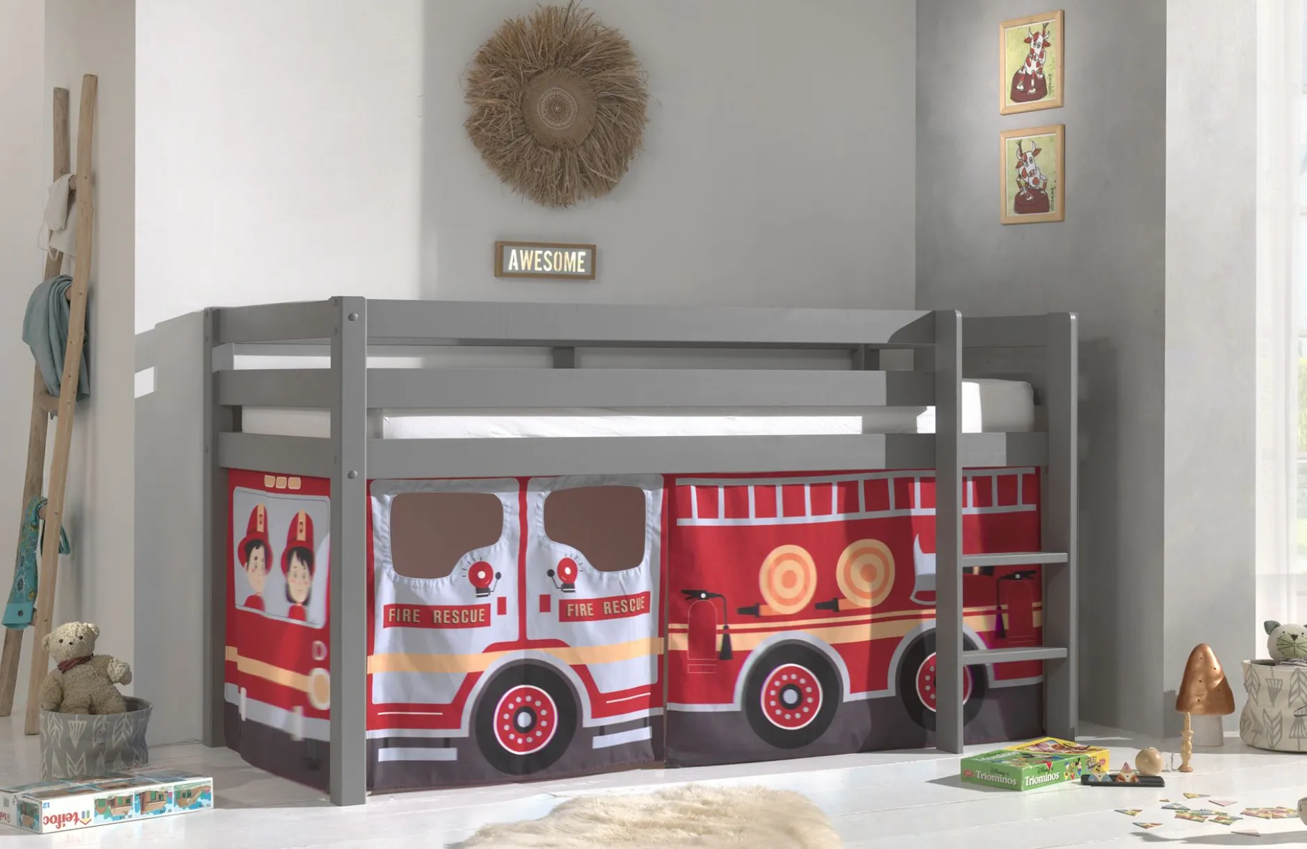 Schlafzelt Feuerwehrauto