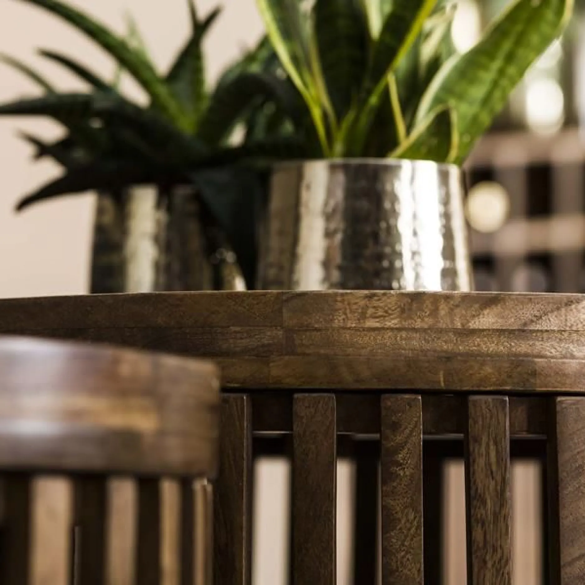Set aus 2 runden Couchtischen Goma mit Ablage - Mangoholz