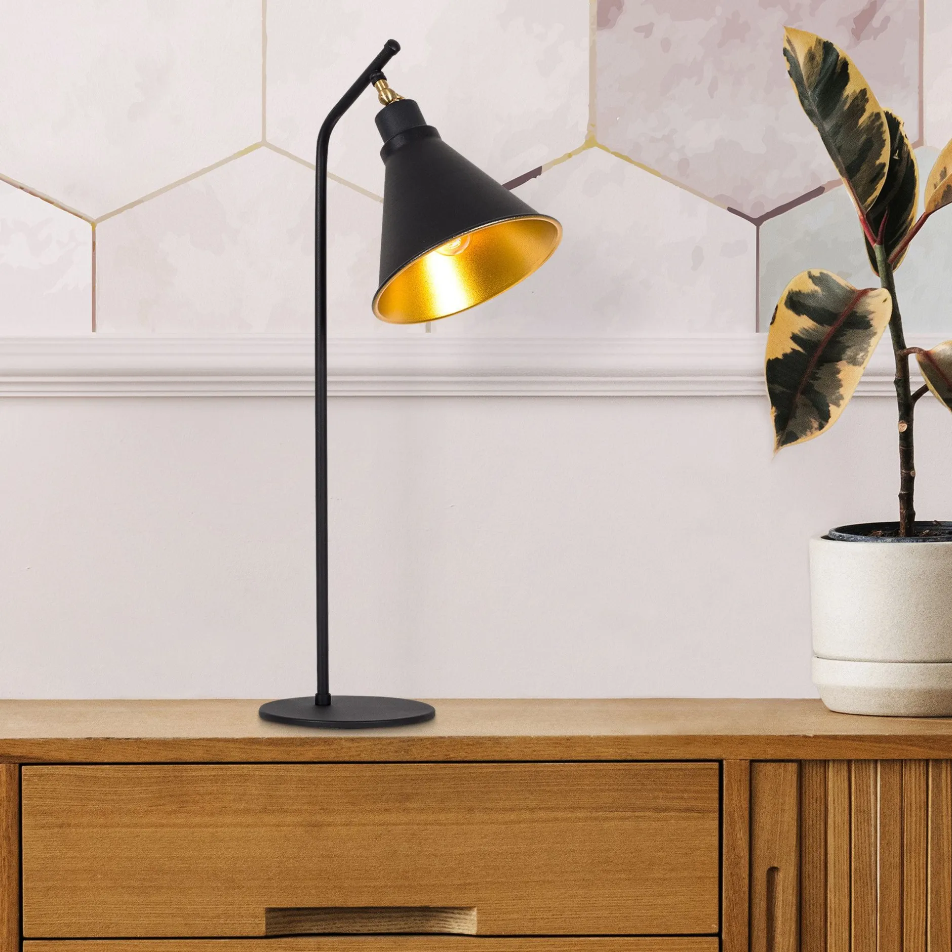 Sivani Tischlampe | METALLGEHÄUSE | Schwarz, Gold