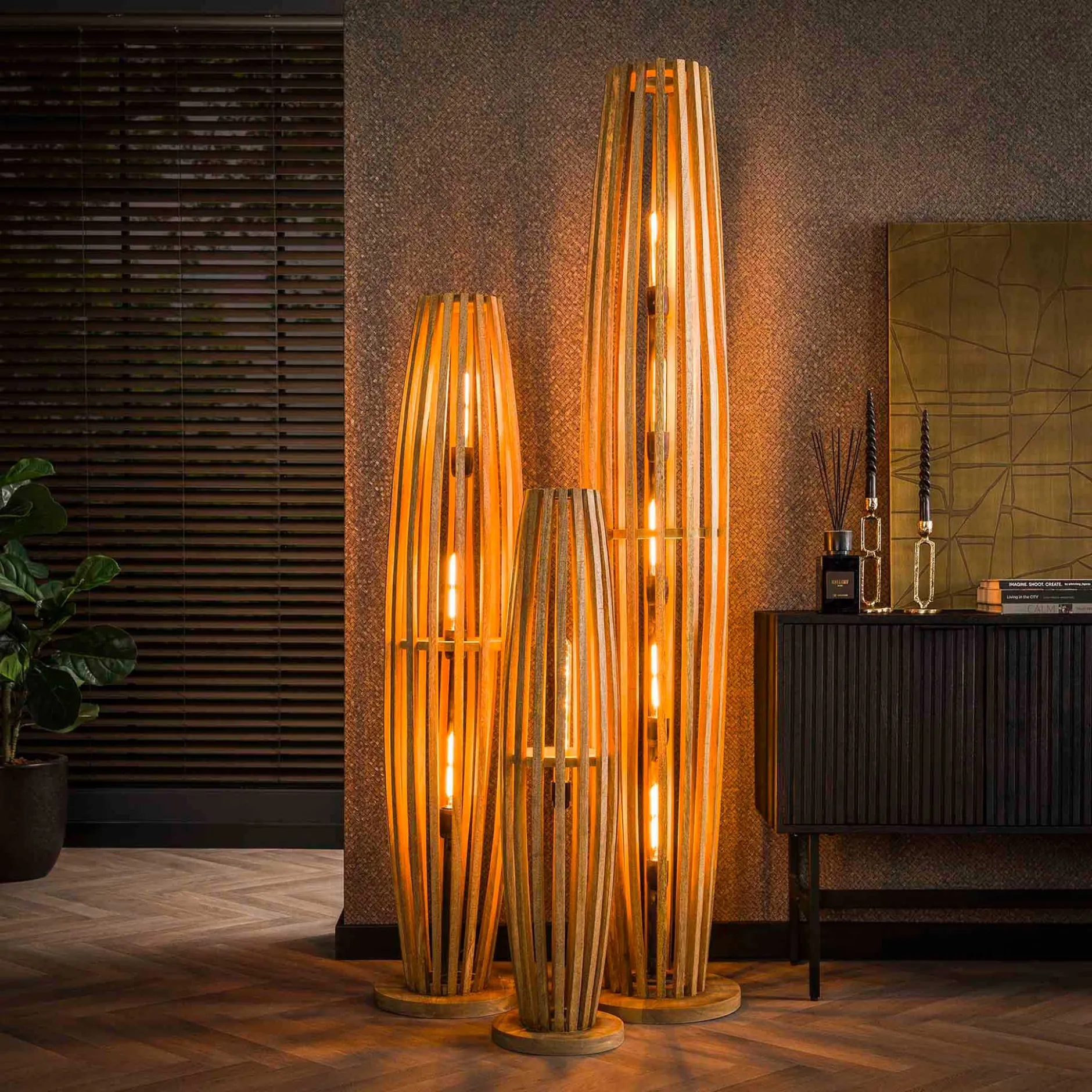 Stehleuchte Vivian - 22x105x22 cm - Mangoholz/Beige