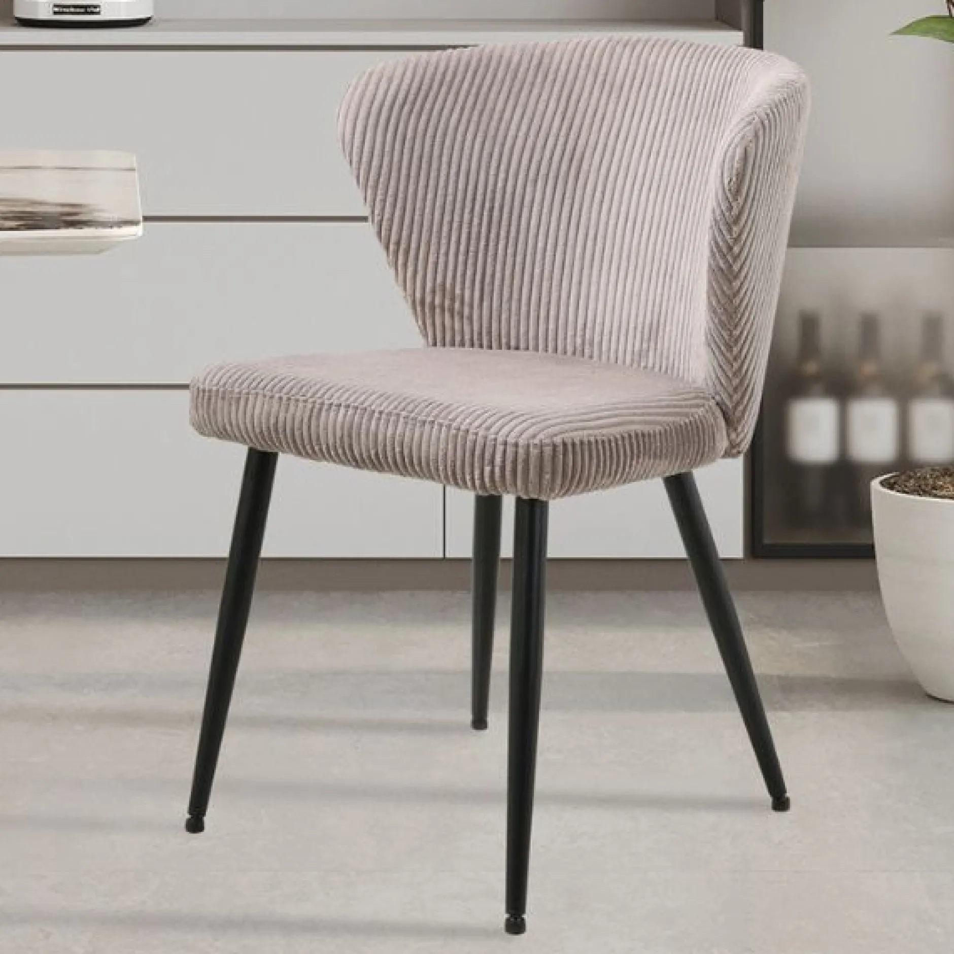 Stuhl Tornado | 54 x 55 x 79 cm | Sandfarbe